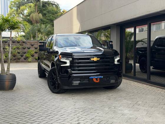 CHEVROLET SILVERADO 5.3 V8 GASOLINA 1500 HIGH COUNTRY 4X4 AUTOMÁTICO CHEVROLET SILVERADO 5.3 V8 GASOLINA 1500 HIGH COUNTRY 4X4 AUTOMÁTICO